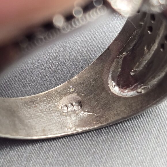 VTG Sterling Silver Marcasite & Clear Gemstone Bow Ring Size 9 Wide Band 8.03g - Picture 6 of 9